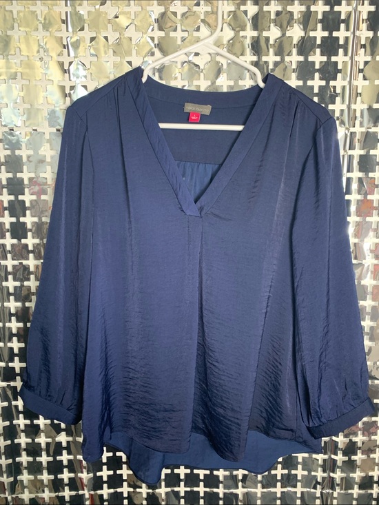 Vince Camuto Tops - Vince Camuto Deep Navy V-Neck Long Sleeve Blouse
